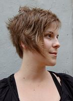 fryzury krótkie - uczesanie damskie z włosów krótkich zdjęcie numer 51B